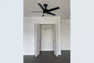 400 Kings Point Dr #627, Sunny Isles Beach, FL 33160 - Photo 14