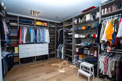 10272 NW 75th Ter, Doral, FL 33178 - Photo 16