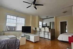 1611 Michigan Ave, Miami Beach, FL 33139 - Photo 2