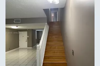 800 Sorrento Dr, Weston, FL 33326 - Photo 12