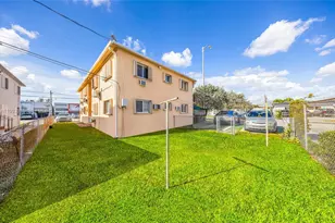 955 W 23rd St, Hialeah, FL 33010 - Photo 12