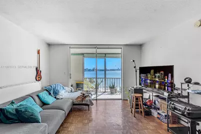3010 Marcos Dr #R308, Aventura, FL 33160 - Photo 14