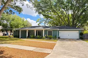 15521 Wetstone Dr, Tampa, FL 33613 - Photo 8