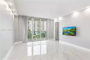 19380 Collins Ave, Sunny Isles Beach, FL 33160 - Photo 10