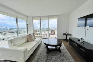 19501 W Country Club Dr, Aventura, FL 33180 - Photo 6