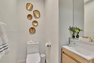 19136 Fisher Island Dr, Miami Beach, FL 33109 - Photo 36