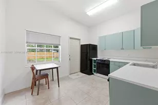 1620 NE 160th St, North Miami Beach, FL 33162 - Photo 12