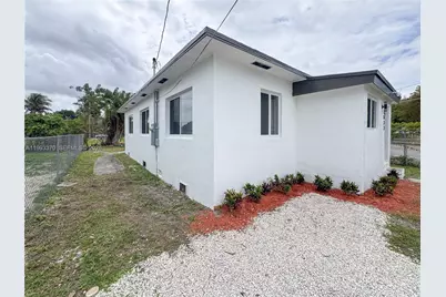 1822 NW 66th St, Miami, FL 33147 - Photo 24