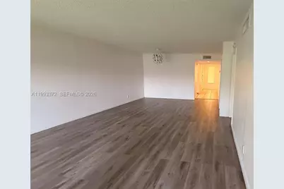 231 Lakeview Dr #204, Weston, FL 33326 - Photo 8