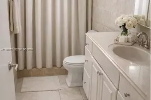 2500 Parkview Dr, Hallandale Beach, FL 33009 - Photo 6