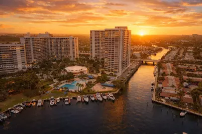 2500 Parkview Dr #2206, Hallandale Beach, FL 33009 - Photo 12