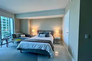 1300 Brickell Bay Dr, Miami, FL 33131 - Photo 4