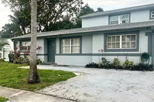 580 Tallulah Rd, Lake Worth, FL 33462 - Photo 2