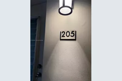 440 Paradise Isle Blvd #205, Hallandale Beach, FL 33009 - Photo 18