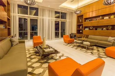 117 SW 10th Street #2105, Miami, FL 33130 - Photo 2