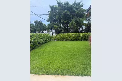 1800 NW 18th Ter #1, Miami, FL 33125 - Photo 2