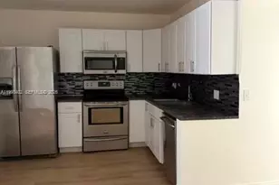 251 SW 132nd Way, Pembroke Pines, FL 33027 - Photo 1