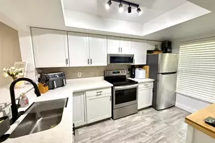 300 Promenade Dr, Other City - In The State Of Florida, FL 34698 - Photo 2