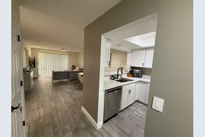 300 Promenade Dr #105, Other City - In The State Of Florida, FL 34698 - Photo 12
