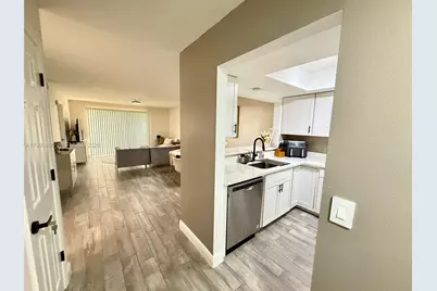 300 Promenade Dr #105, Other City - In The State Of Florida, FL 34698 - Photo 8