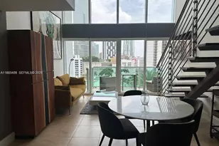 41 SE 5th St, Miami, FL 33131 - Photo 2