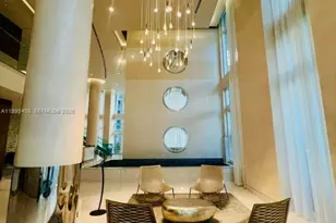 41 SE 5th St, Miami, FL 33131 - Photo 18