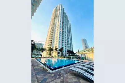 41 SE 5th St #903, Miami, FL 33131 - Photo 18
