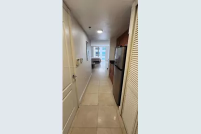 1200 Brickell Bay Dr #1510, Miami, FL 33131 - Photo 12