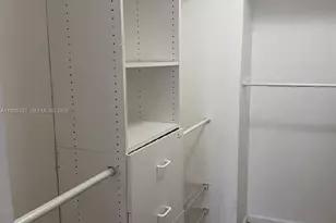 [Address not provided], Hallandale Beach, FL 33009 - Photo 6