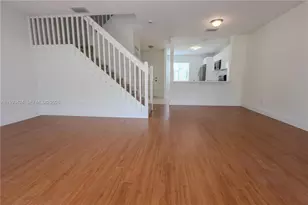 719 NW 208th Way, Pembroke Pines, FL 33029 - Photo 8