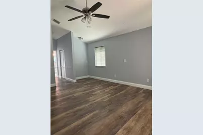 17101 SW 64th Ct, Southwest Ranches, FL 33331 - Photo 4