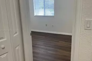 1403 SE 27th Ct, Homestead, FL 33035 - Photo 32