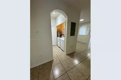 1403 SE 27 Ct, Homestead, FL 33035 - Photo 8