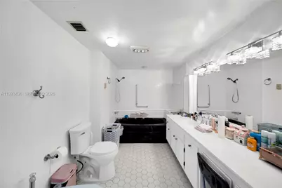 3800 Hillcrest Dr #1007, Hollywood, FL 33021 - Photo 6