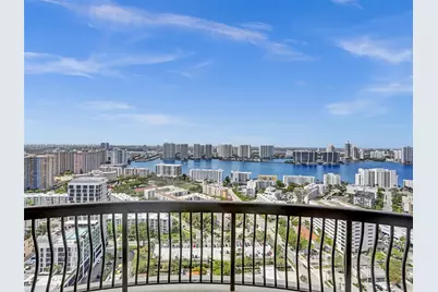 17875 Collins Ave #3005, Sunny Isles Beach, FL 33160 - Photo 42