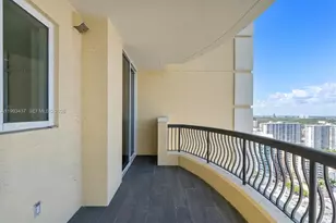 17875 Collins Ave, Sunny Isles Beach, FL 33160 - Photo 46