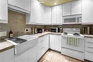 10185 Collins Ave, Bal Harbour, FL 33154 - Photo 12