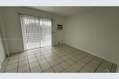 306 Newport T #306, Deerfield Beach, FL 33442 - Photo 6