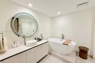 495 Brickell Ave, Miami, FL 33131 - Photo 14