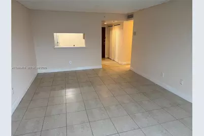 486 NW 165th St Rd #B-506, Miami, FL 33169 - Photo 4