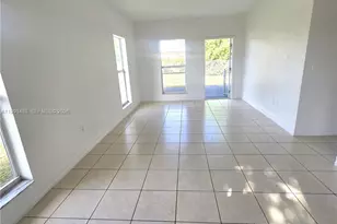 10357 SW 178th St, Miami, FL 33157 - Photo 4