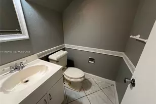 8005 Lagos De Campo Blvd, Tamarac, FL 33321 - Photo 6