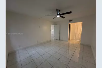 400 Commodore Dr #101, Plantation, FL 33325 - Photo 26