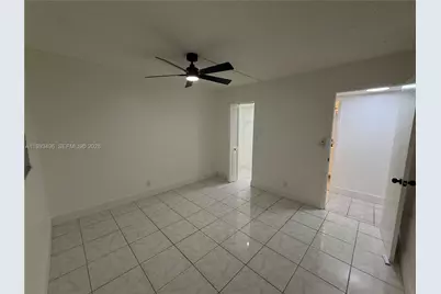 400 Commodore Dr #101, Plantation, FL 33325 - Photo 12