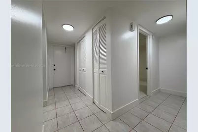 400 Commodore Dr #101, Plantation, FL 33325 - Photo 4