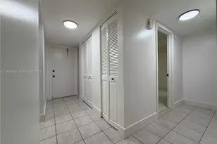 400 Commodore Dr, Plantation, FL 33325 - Photo 4