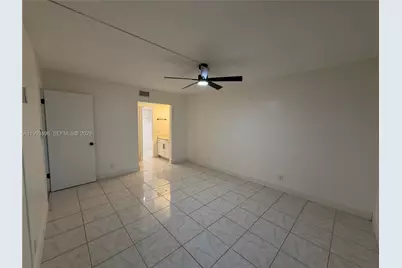 400 Commodore Dr #101, Plantation, FL 33325 - Photo 26