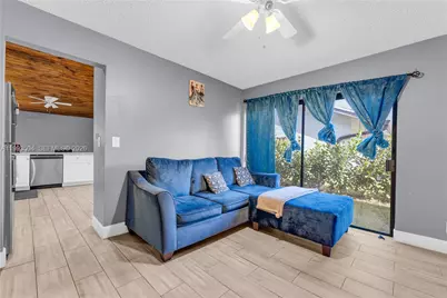 5701 NW 54th Way, Tamarac, FL 33319 - Photo 10