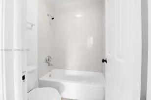 9730 Hammocks Blvd, Miami, FL 33196 - Photo 12