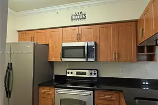 6458 Emerald Dunes Dr, West Palm Beach, FL 33411 - Photo 4